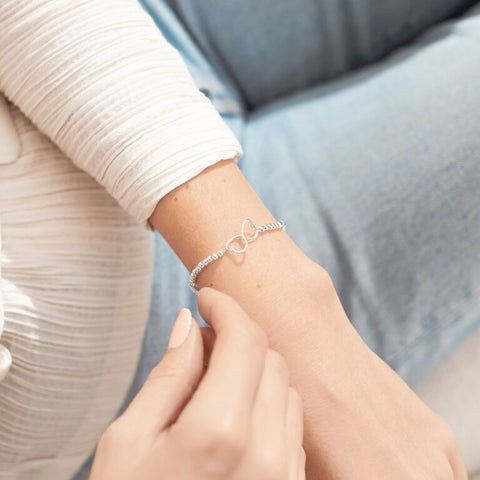 A little Friendship Knows No Distance Bracelet