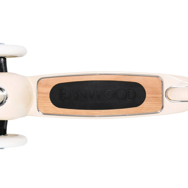 BANWOOD 3-WHEEL SCOOTER VINTAGE - CREAM - Brambles Gift Shop