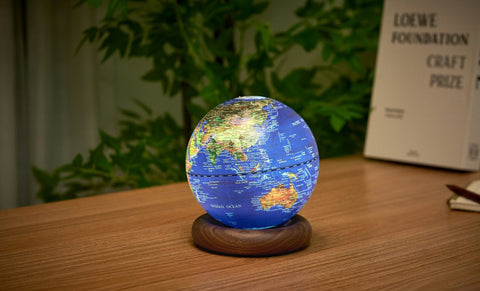 Atlas Globe Lamp