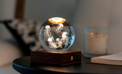 Amber Crystal Light Jellyfish