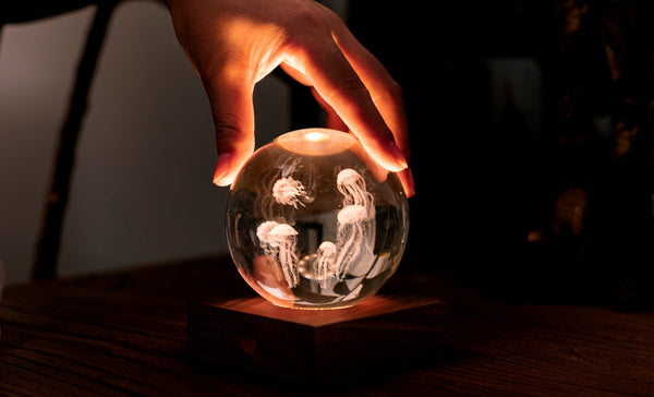Amber Crystal Light Jellyfish