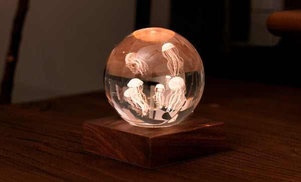 Amber Crystal Light Jellyfish