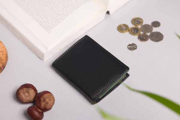Biggs & Bane Men's Trifold Black & Green Leather Wallet