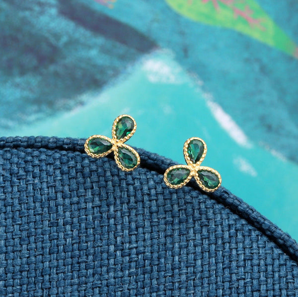 TT51070 'Flower of joy' three SPIRAL petal green gem GOLD