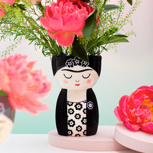 Frida Monochrome Body Shaped Vase - Brambles Gift Shop